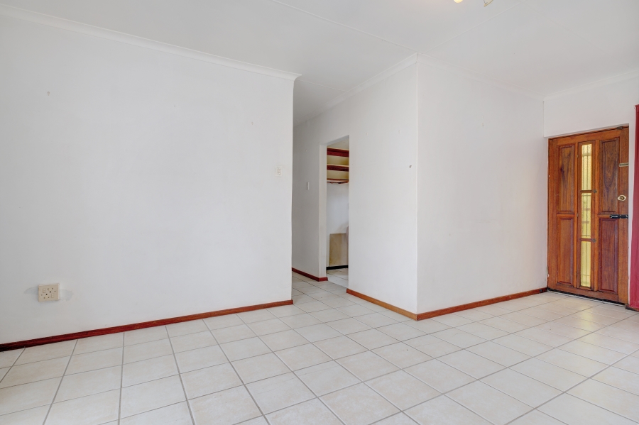 3 Bedroom Property for Sale in Western Hills Eastern Cape